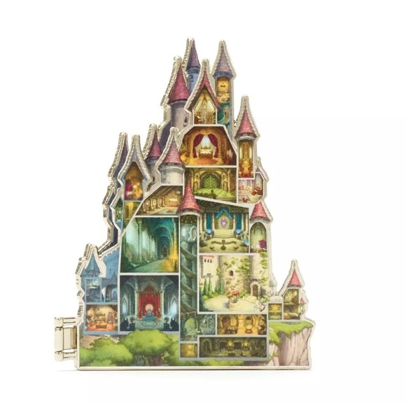 Snow White Castle Pin – Disney Castle Collection – Limited Release - Picture 2 of 6
